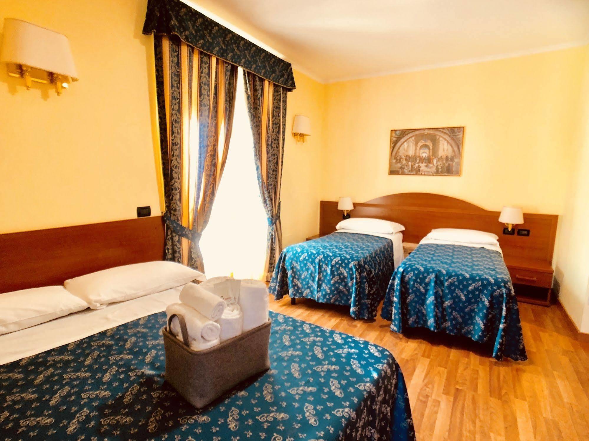 Saint Peter Inn Rome Exterior photo