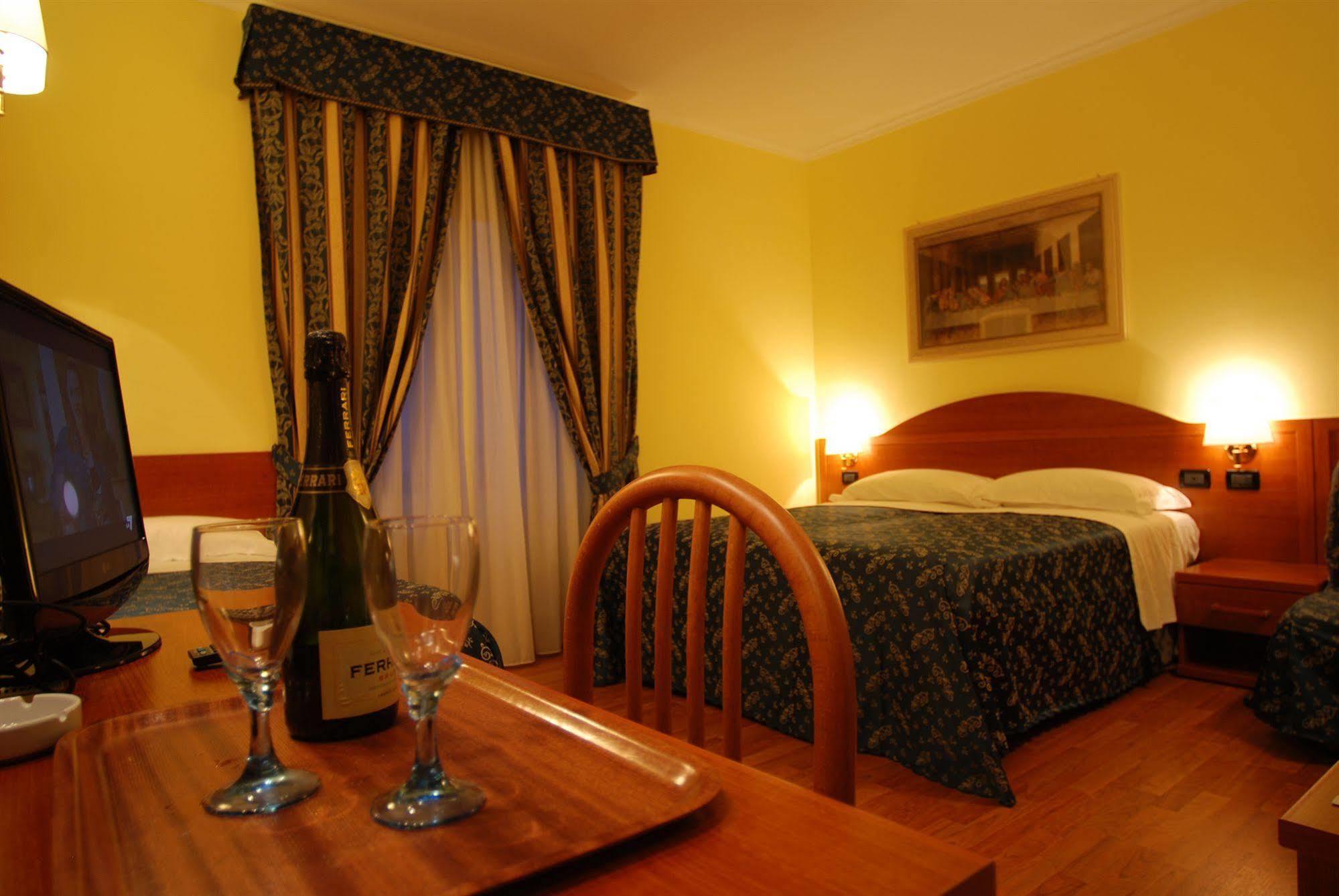 Saint Peter Inn Rome Exterior photo